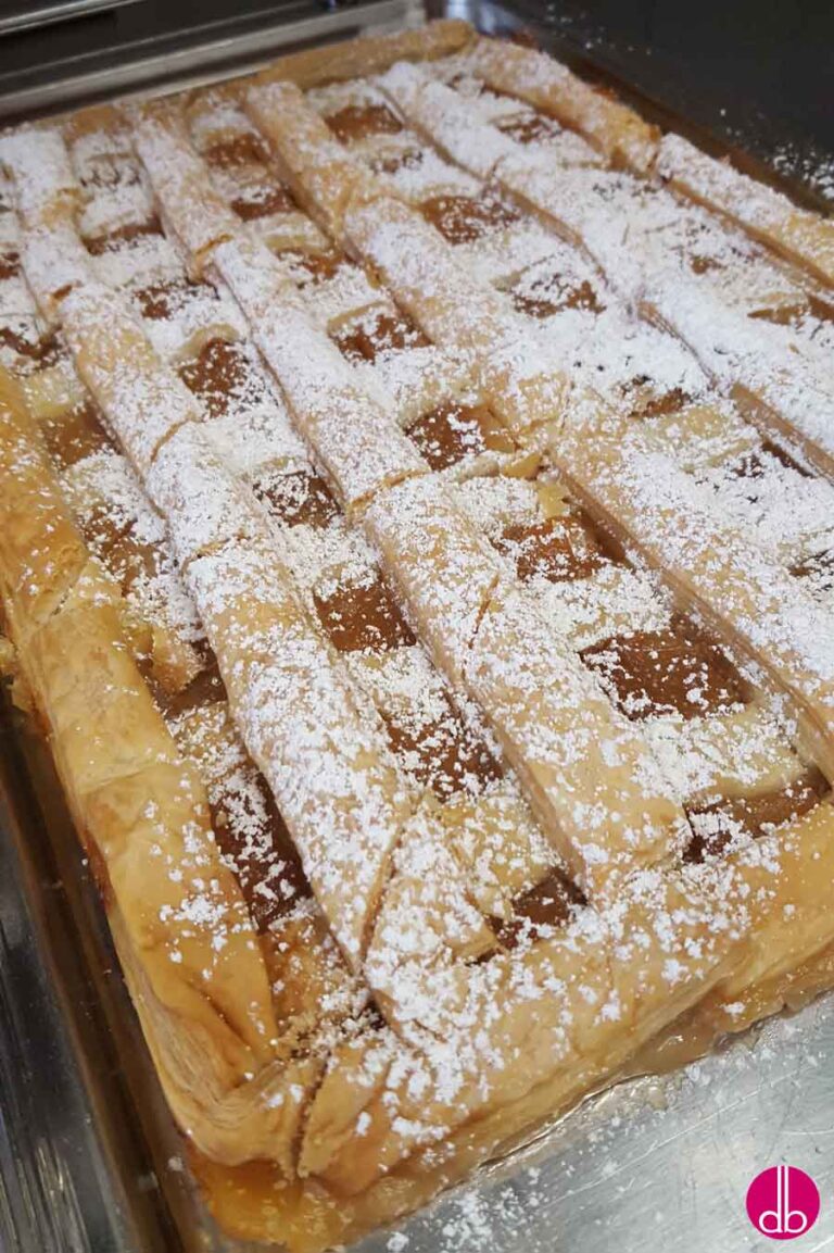 Veganer Apfelkuchen mit Zimt - Ein Duftendes Meisterwerk der Veganen Backkunst