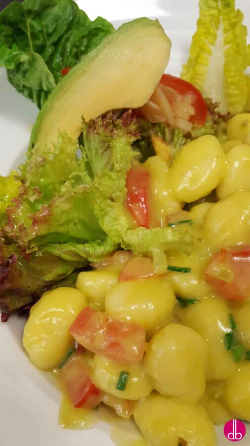 Cremige Avocado-Sauce zu Pasta