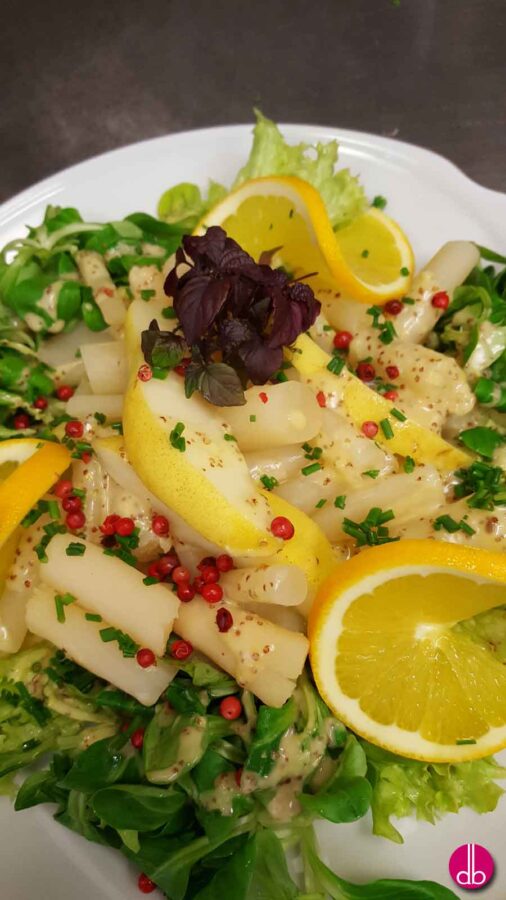 lauwarmer Schwarzwurzel-Salat mit Birne