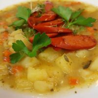 Die Berliner Kartoffelsuppe - Ein herzhaftes Meisterwerk aus der Küche der Mütter