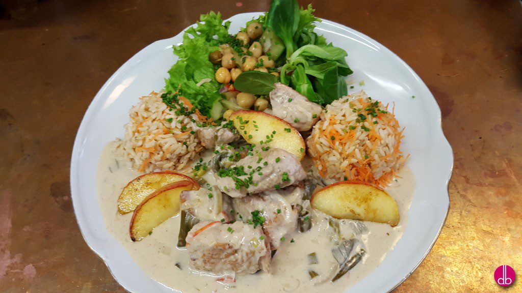 Puten-Curry mit Möhrenreis • Cook & Bloom – Einfache & leckere Rezepte ... Puten-Curry mit Möhrenreis • Cook & Bloom – Einfache & leckere Rezepte ...