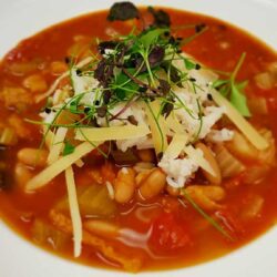 vegane Winter-Minestrone Lombardei