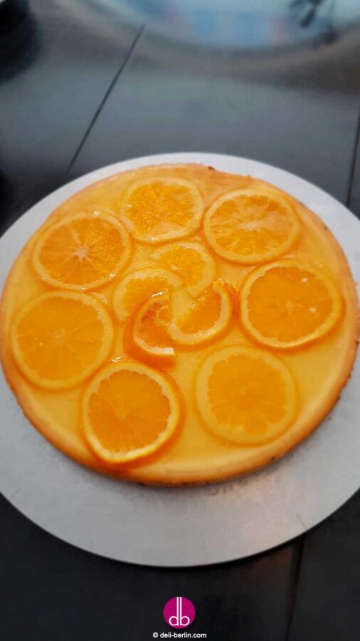 Käsekuchen mit kandierten Orangen