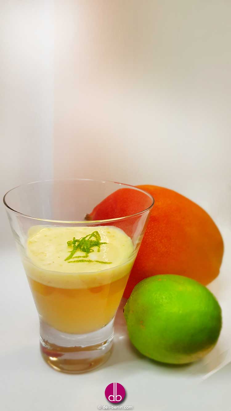 Prosecco-Gelee mit Mango & Limette