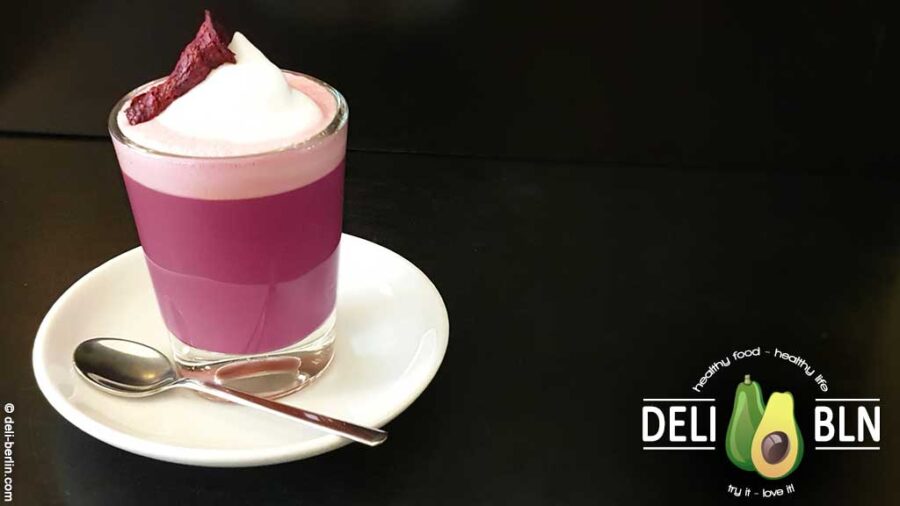 so wird es gemacht "Pink Latte" - Rezept mit Espresso
