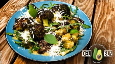 Zitronig gebratener Brokkoli, Rucola & Linsensalat