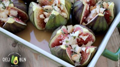 Gebackene Feigen mit Ziegenkäse und Walnüssen - vegetarisches Fingerfood
