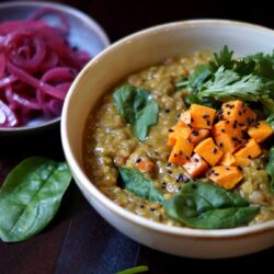 einfache Detox Kurkuma-Linsensuppe - vegan und gesund