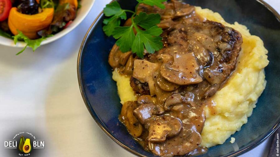 Salisbury Steak in leckerer Pilzsauce