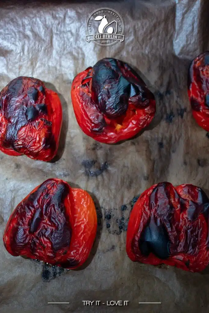 Knusprige Panierte Paprika mit Feta-Füllung
