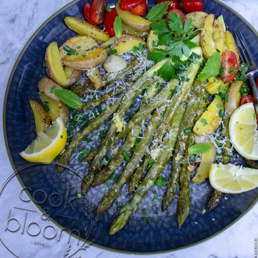 Spargel aus dem Ofen – schnell, würzig und einfach unwiderstehlich!